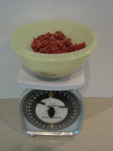 How to Weigh Ground Beef